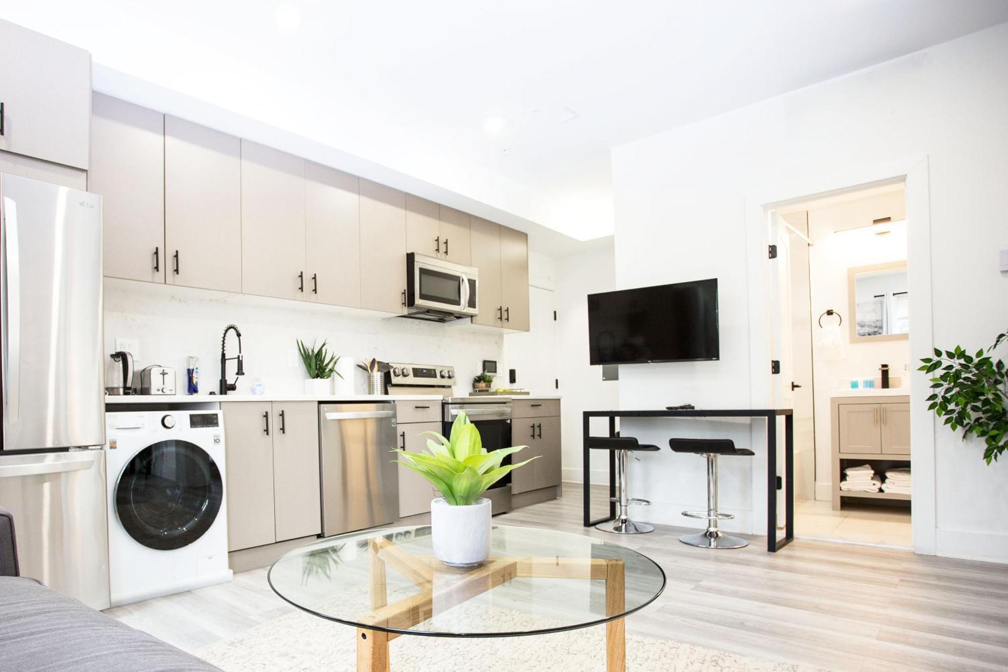 Charming Capitol Hill Home With Stunning Views! Washington Bagian luar foto